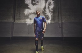 电子竞技平台首页-菲尼克斯太阳常规赛爆冷尤文图斯，C罗砍下11记关键球，全场沸腾